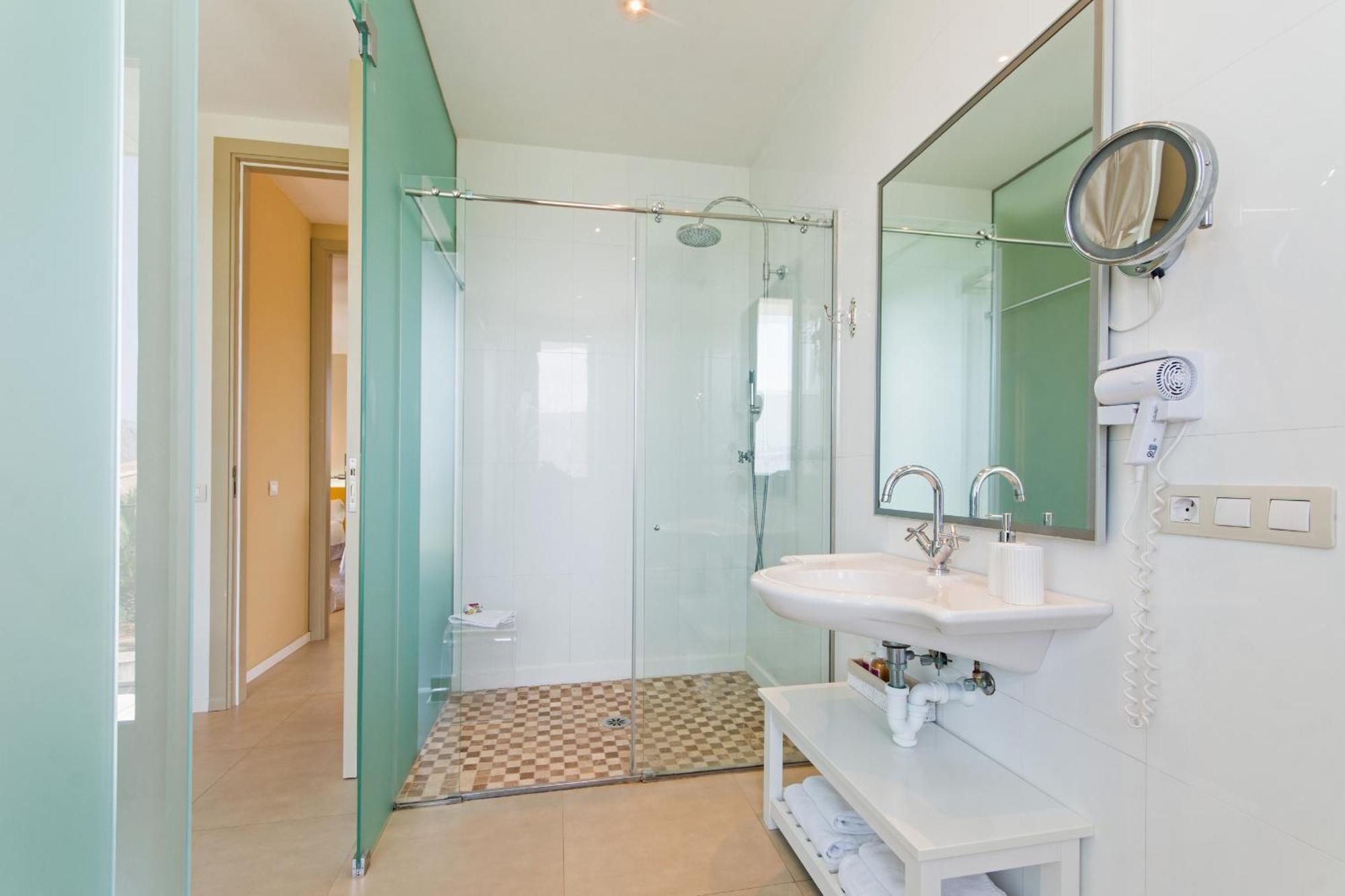 Villa Gran Barcares For 16 By Bebreeze Alcúdia