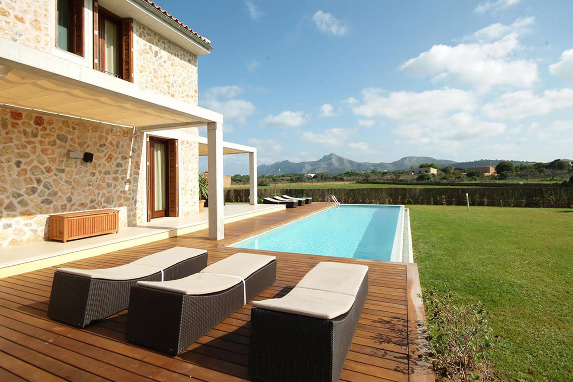Villa Gran Barcares For 16 By Bebreeze