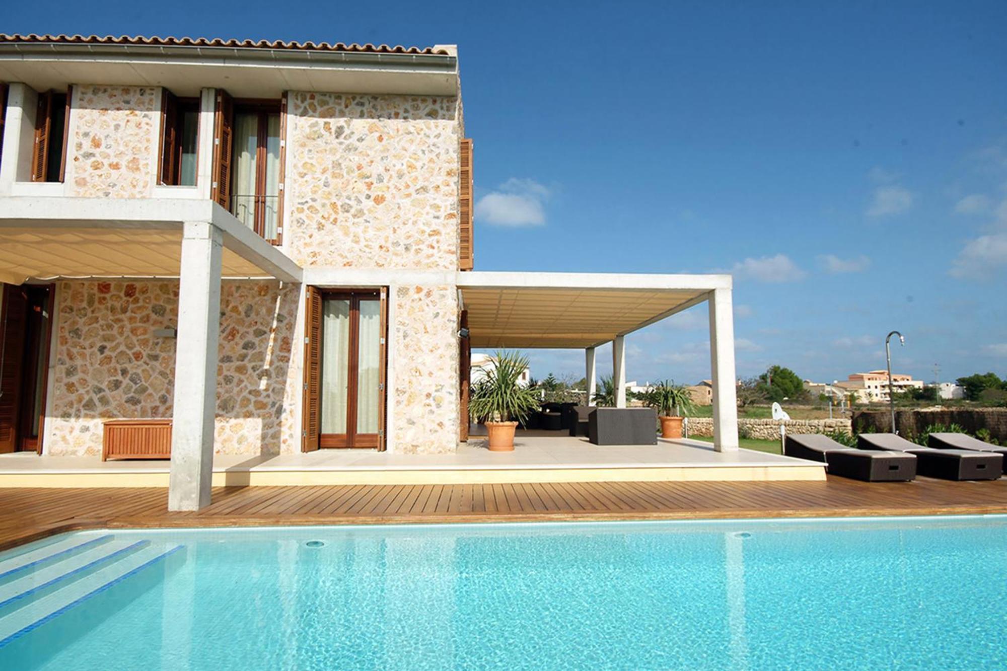 Villa Gran Barcares For 16 By Bebreeze *